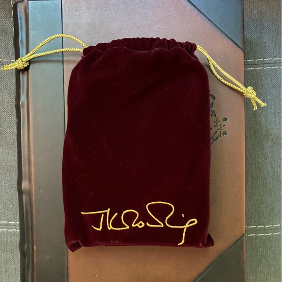 The Tales of Beedle the Bard by JK Rowling COLLECTORS FIRST EDITION - Picture 12 of 16